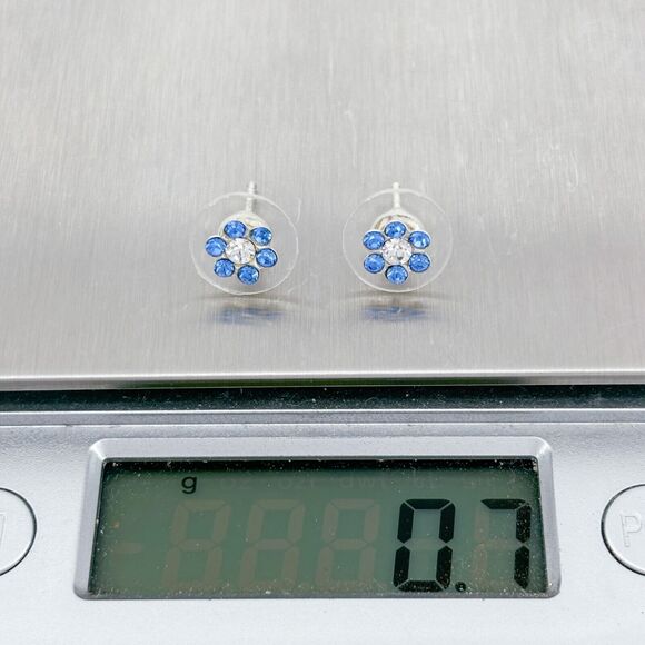 Sterling Silver 925 7.2mm Blue & Clear Cubic Zirconia Flower Stud Earrings - Picture 7 of 7